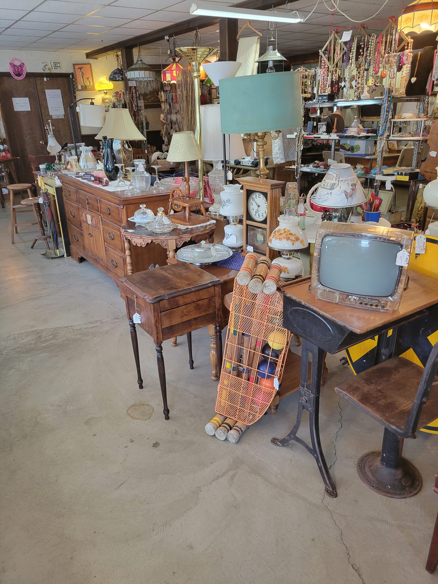 Village Square Antiques